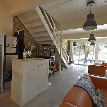 Apartment In Villeseque With Pool And Garden, Cleaning Included דירה Villeseque-des-Corbieres