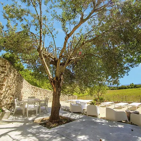 Apartment In Villeseque With Pool And Garden, Cleaning Included דירה Villeseque-des-Corbieres